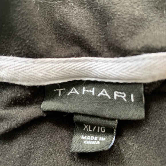 Black 2-piece Tahari pyjamas - Picture 4 of 4